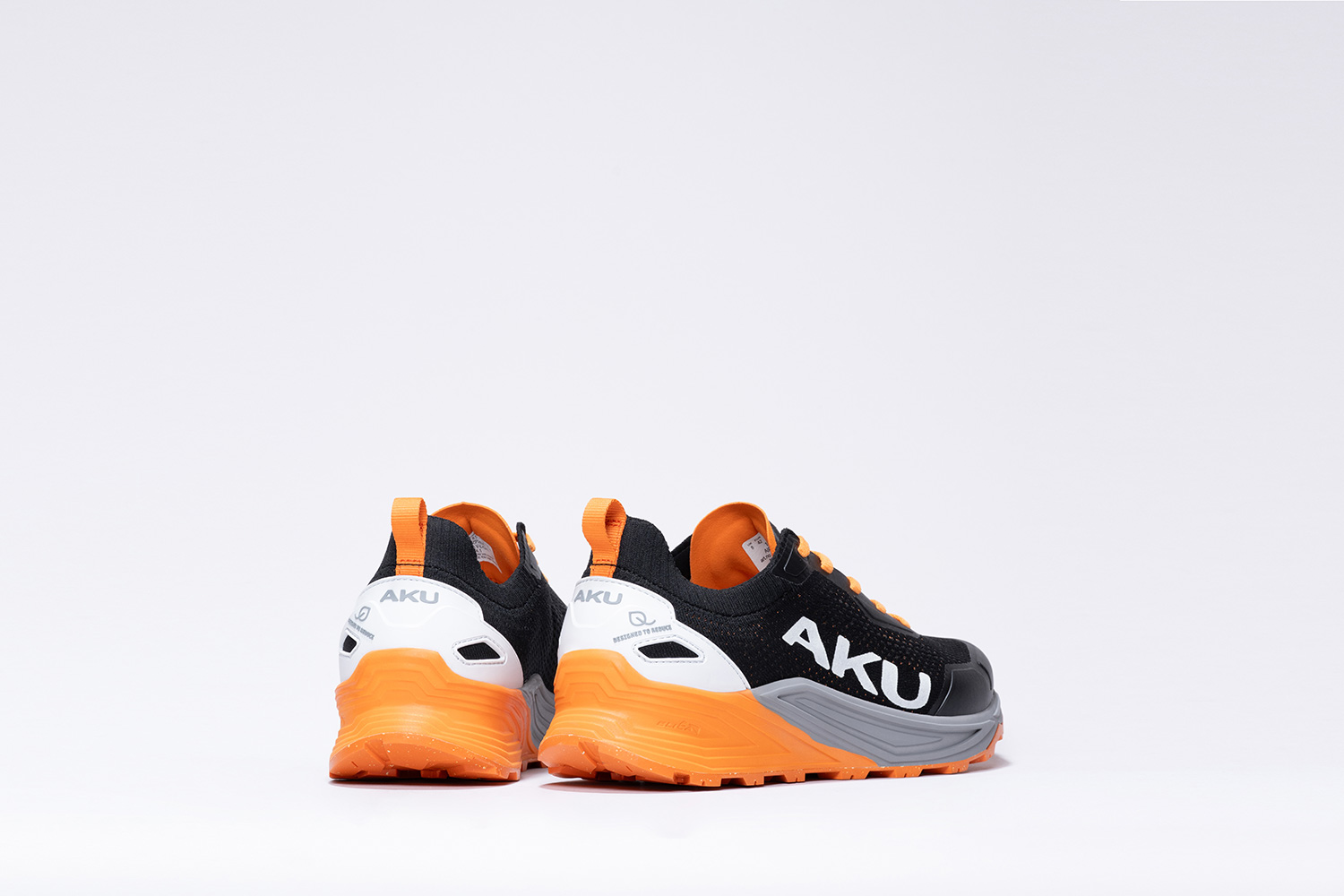 AiraV-Light_Nero-Arancio-2
